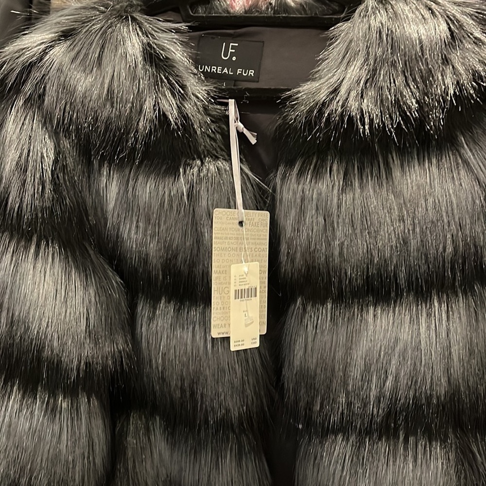 RARE!!!! ANTHROPOLOGIE NWT Unreal Fur Faux Fur Jacket Size M. - Picture 11 of 12
